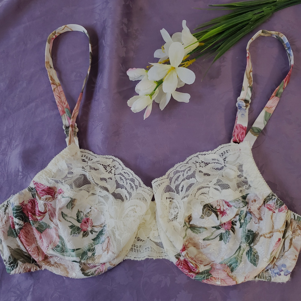 Vintage Victorias Secret Gold Label Floral Lace Demi Bra Underwire 34C USA 5168